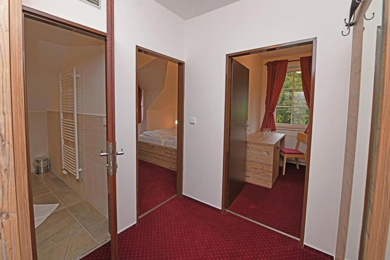 Hotel Konsel Říčky Exterior foto
